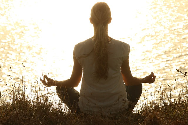 7 Geniale Wurzel-Chakra Aktivierer