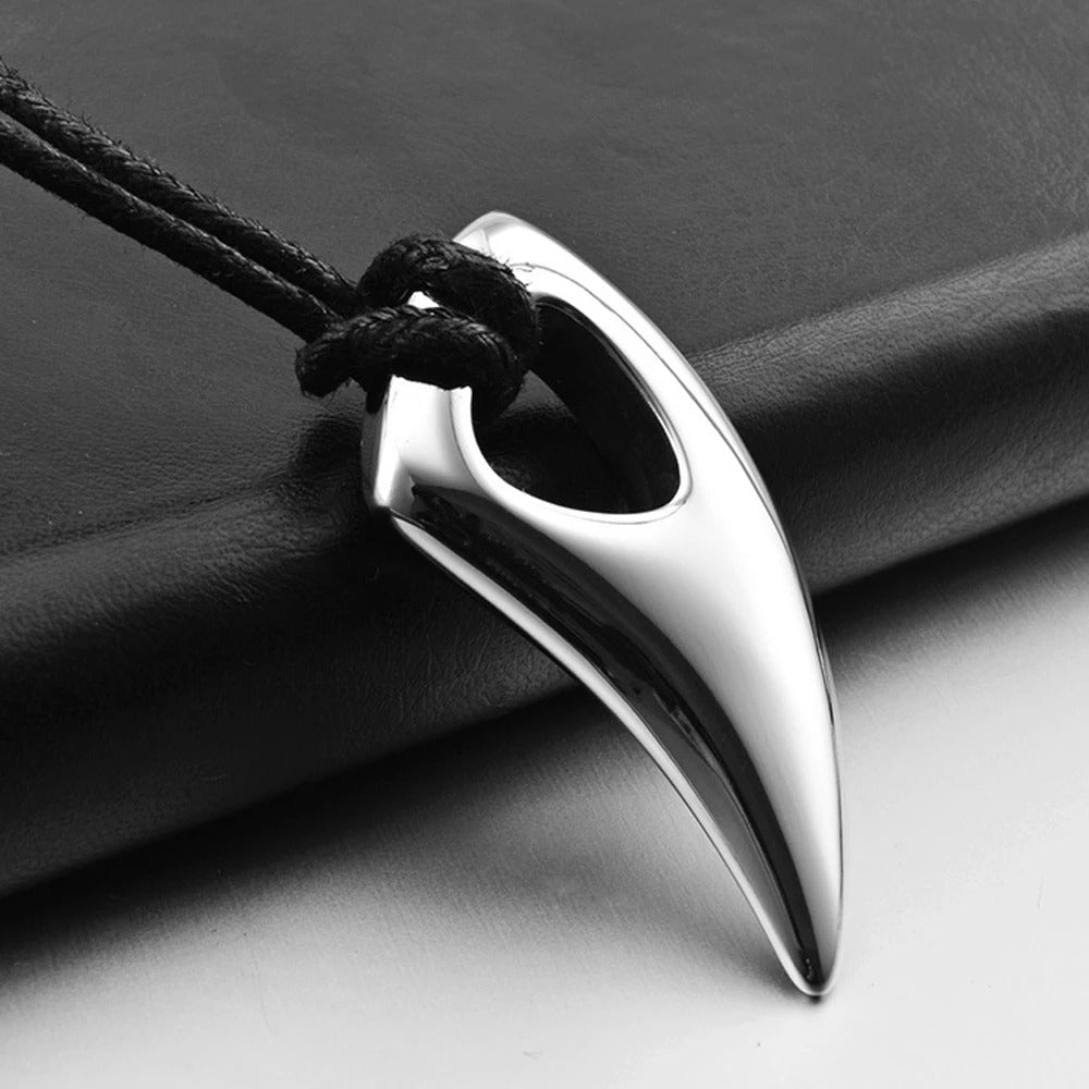 Wolfszahn Halskette – Symbol der Urkraft, Mut & Weisheit