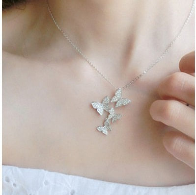Symbol der Leichtigkeit & Freude - Schmetterlingshalskette in 925 Sterling Silber - SpiritOfHakunaMatata